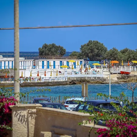 Vera, Accesso Al Mare, Vista Castello, Ac * Brindisi